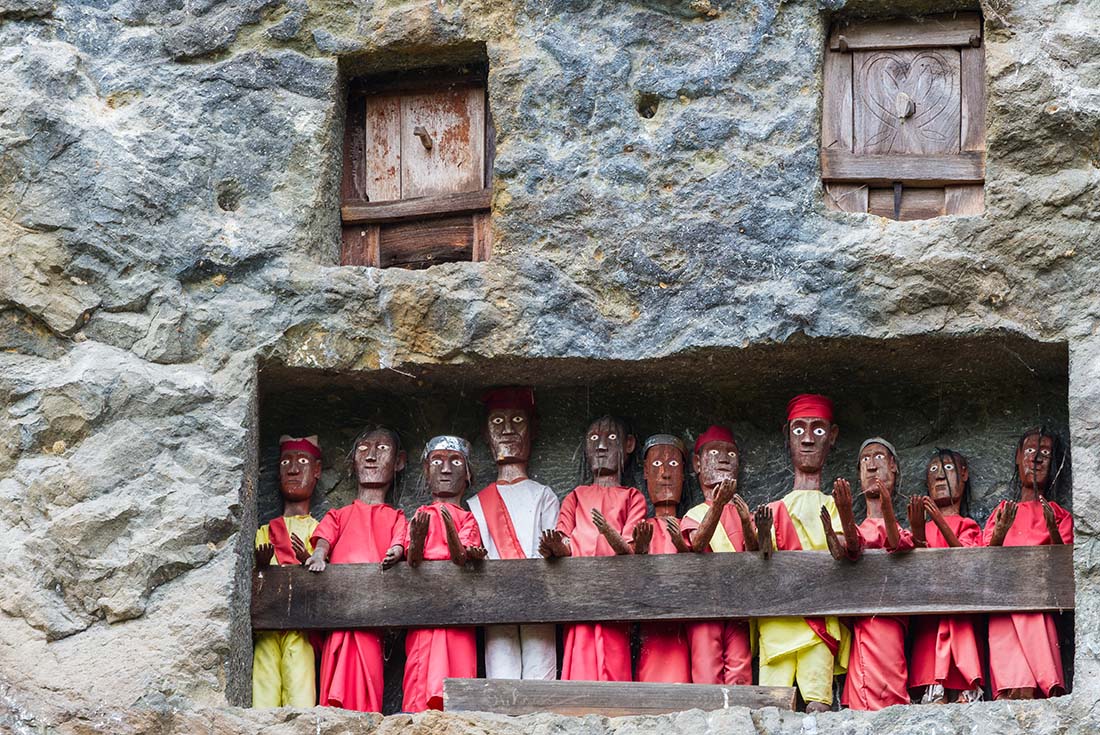 Statues at Lemo Traditional Burial site in Sulawesi, Indonesia 