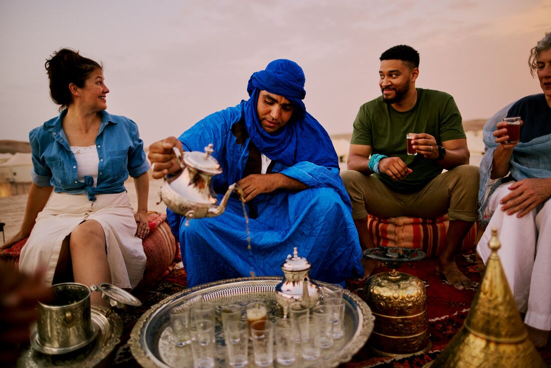 Take tea in the Agafay desert