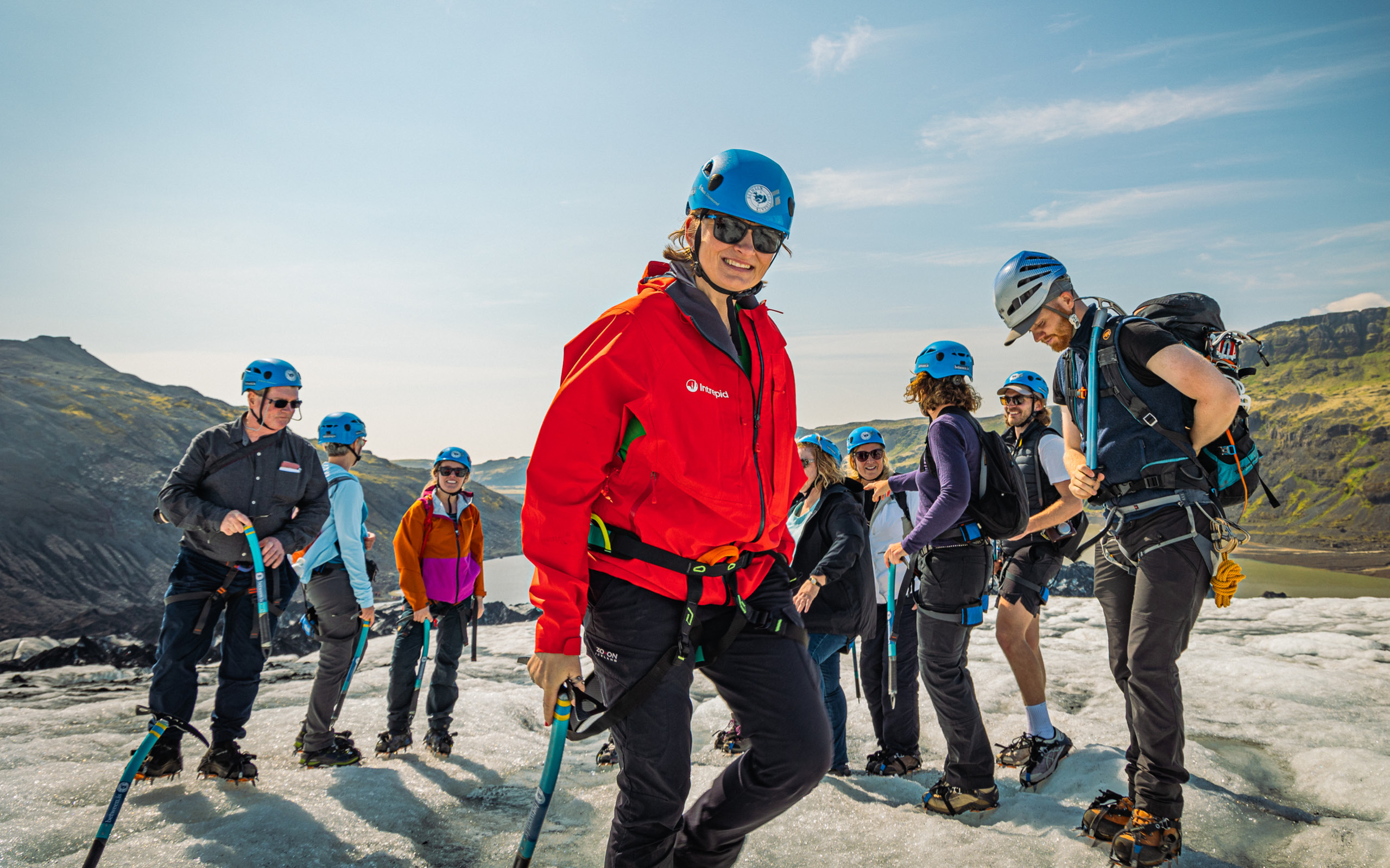 Travelers in Iceland 